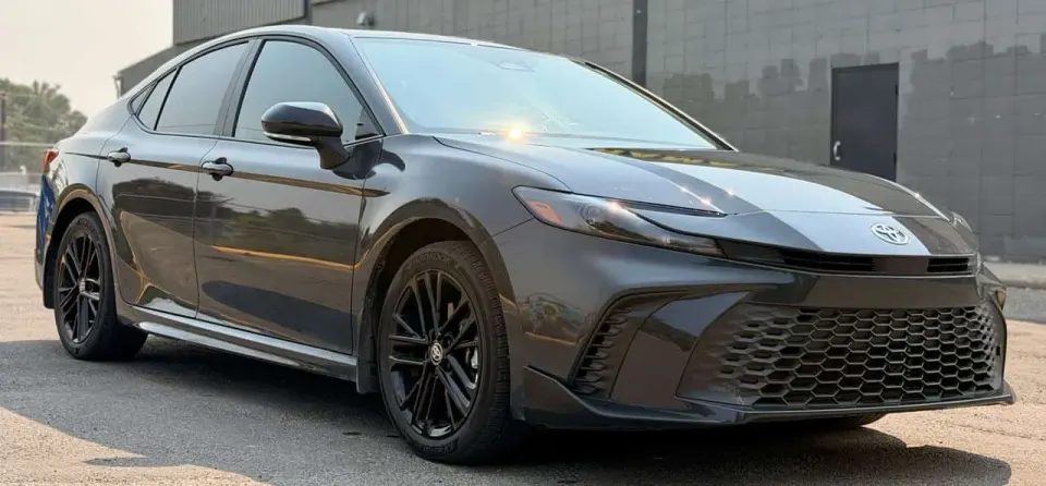 Toyota Camry 2.5 Hybrid XSE CVT AWD 2025