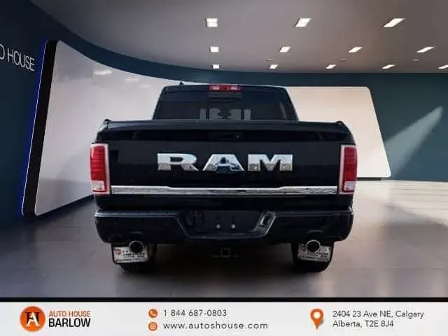 Dodge RAM 1500 Limited CREWCAB NAVIGATION HEATED AND COOLED LEATHER SEATS DRIVE MODES REMOTE START HEATED MIRRORS 2018