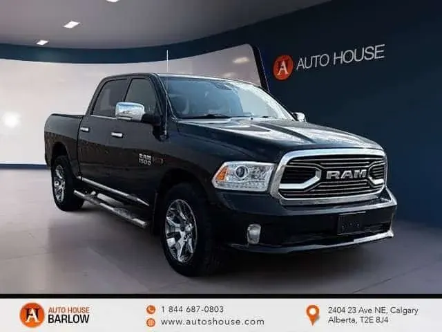 Dodge RAM 1500 Limited CREWCAB NAVIGATION HEATED AND COOLED LEATHER SEATS DRIVE MODES REMOTE START HEATED MIRRORS 2018