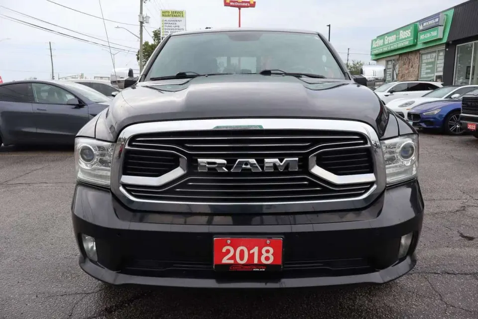 Dodge RAM 1500 Limited Crew Cab 4WD | No Accidents | Certified | Local Ontario Vehicle 2018