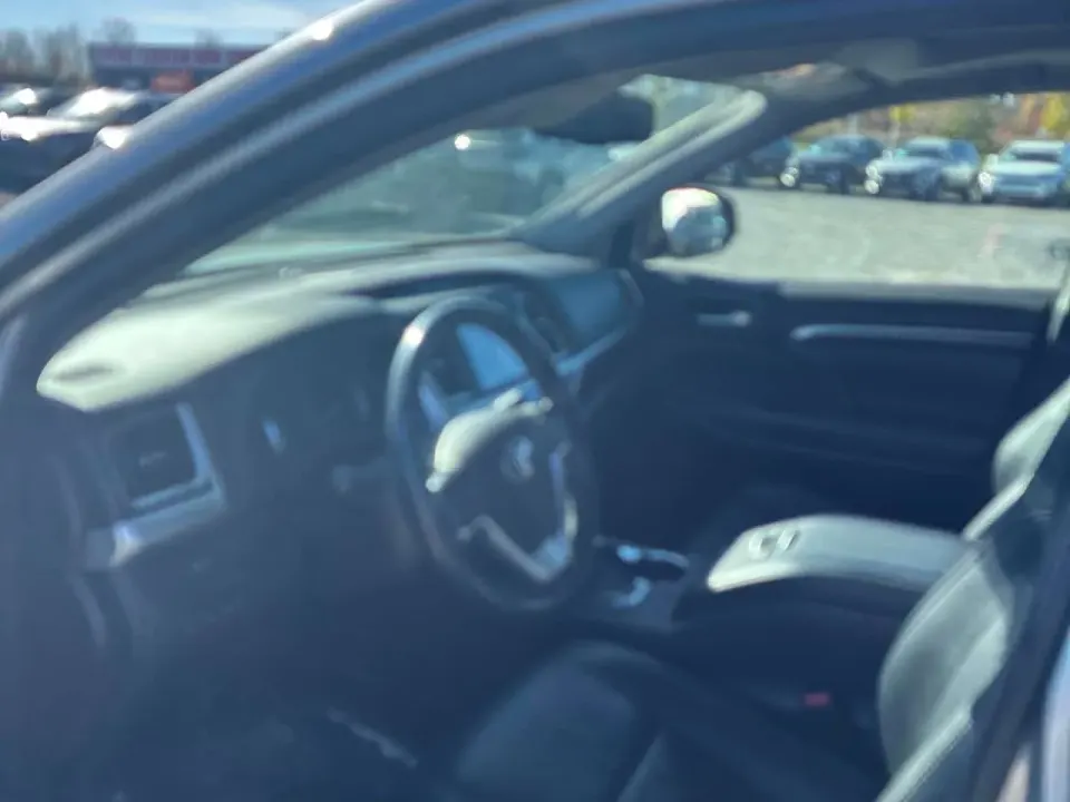 Toyota Highlander Limited 2015