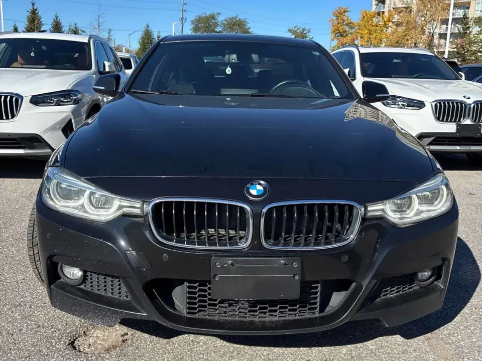 BMW 330i xDrive 2018
