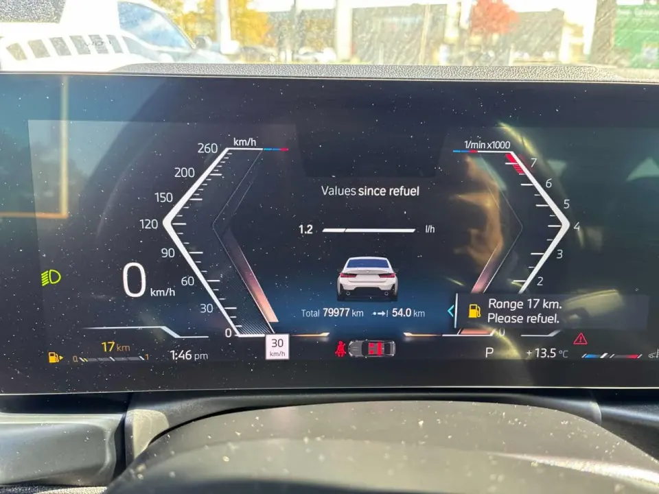BMW 330i xDrive 2023