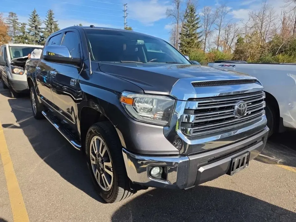 Toyota Tundra 4x4 Crewmax 5.7l Platinum Crew Cab Short Bed 2019