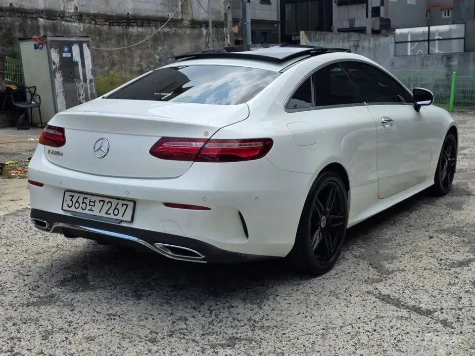 Mercedes-Benz E 220 E220d Coupe 2018