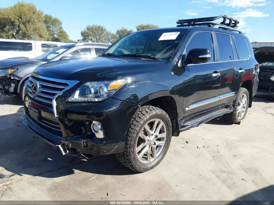 Lexus LX 570 2013