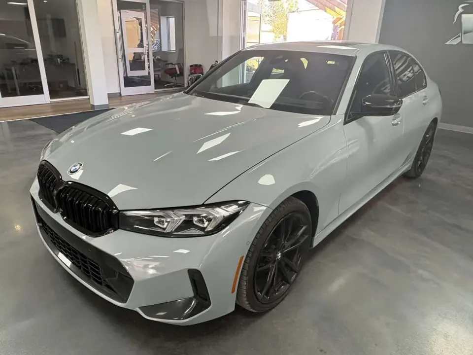 BMW 330i 330i xDrive Sedan 2024