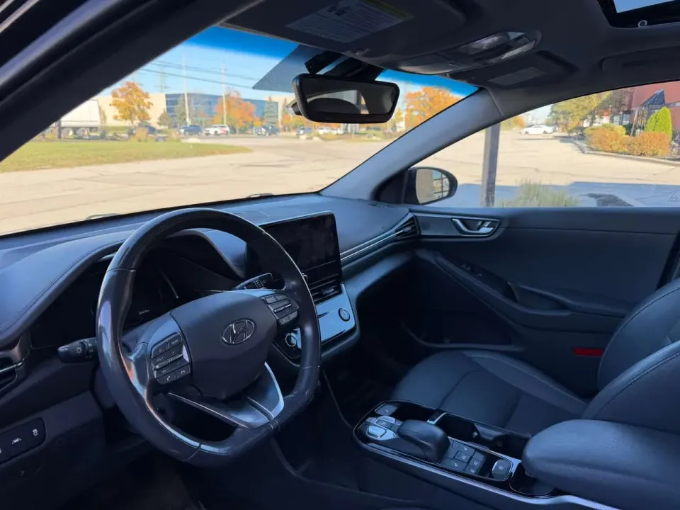 Hyundai Ioniq Ultimate Leather Navi Full EV Clean Carfax Certifi 2020