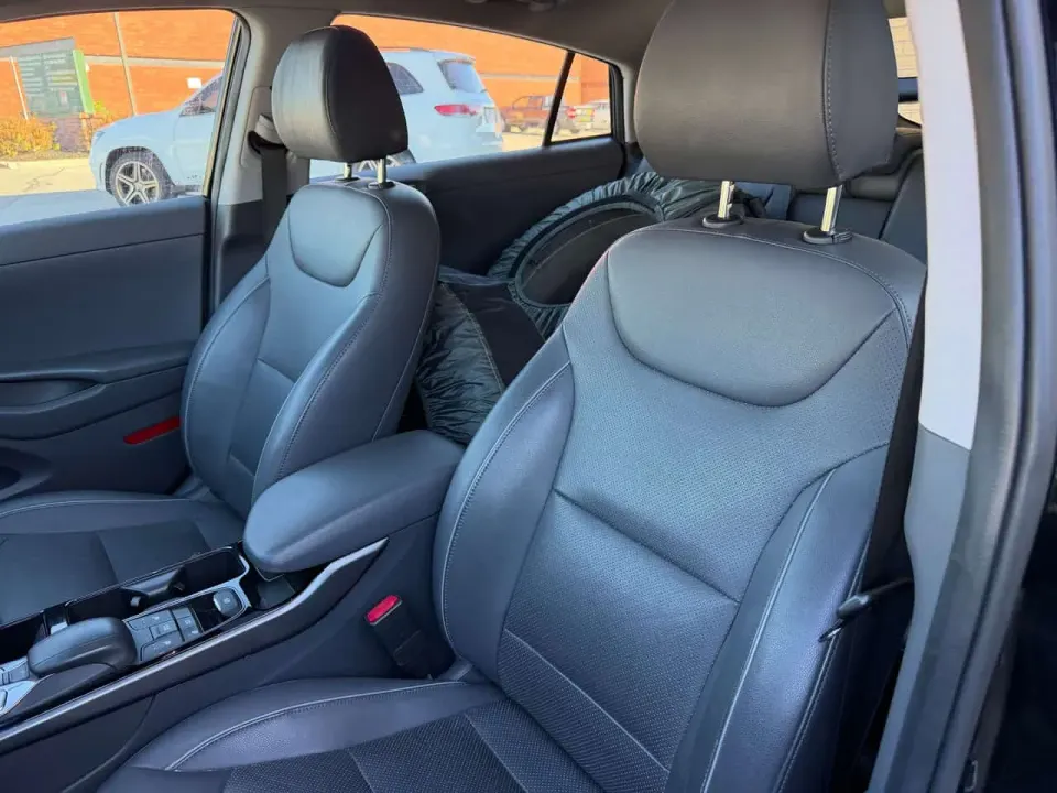 Hyundai Ioniq Ultimate Leather Navi Full EV Clean Carfax Certifi 2020