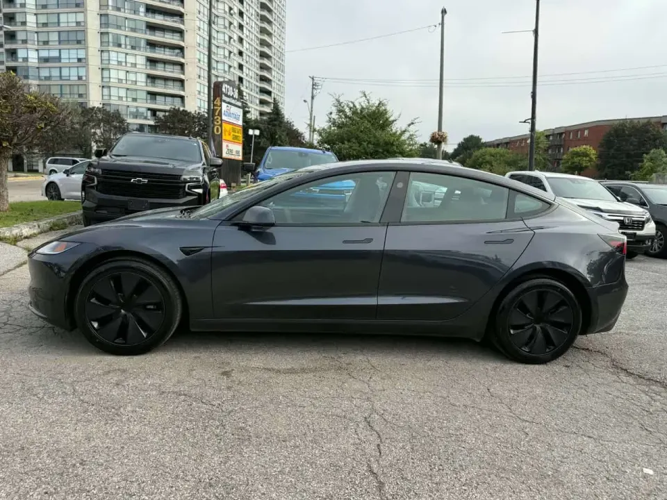 Tesla Model 3 AWD Long Range 2025
