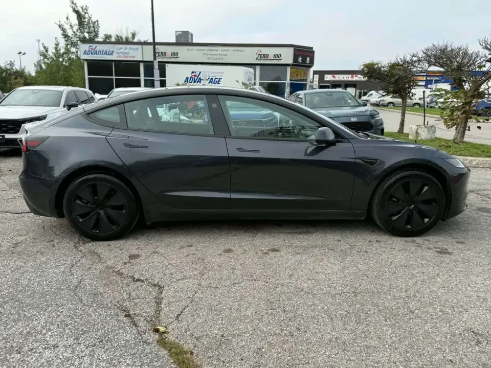 Tesla Model 3 AWD Long Range 2025
