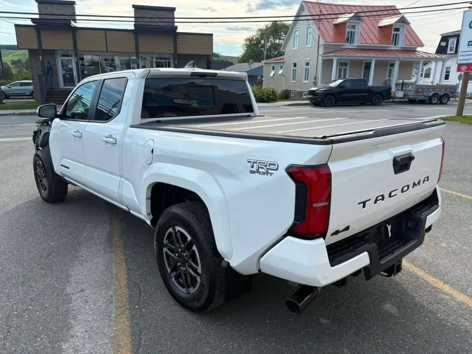 Toyota Tacoma TRD SPORT+ 2025