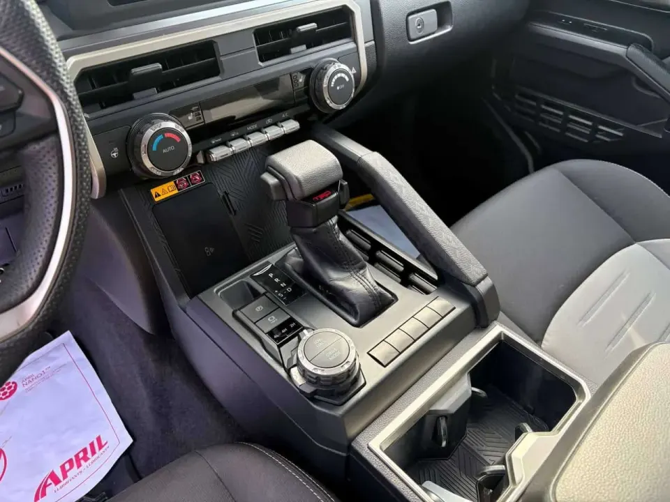 Toyota Tacoma TRD SPORT+ 2025