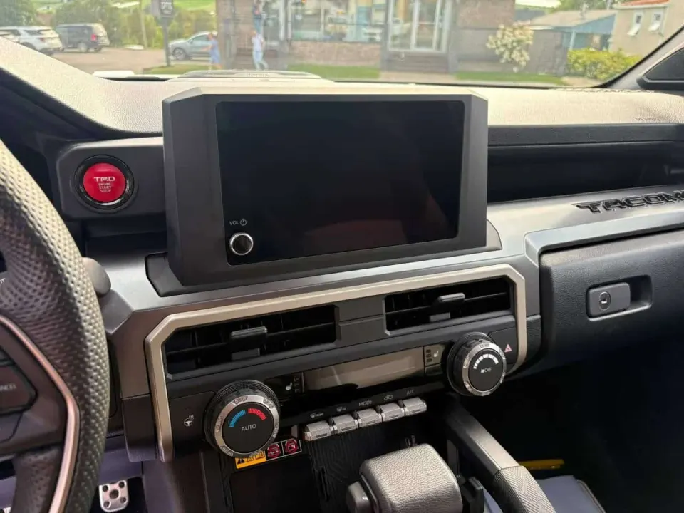 Toyota Tacoma TRD SPORT+ 2025