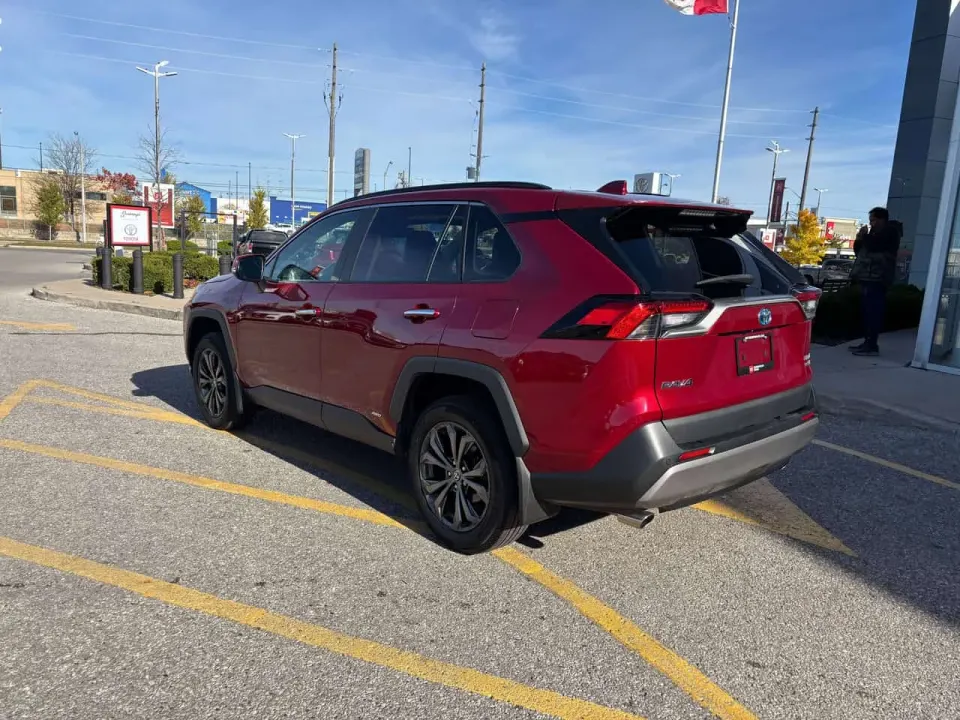 Toyota Rav4 2.5 Hybrid Limited AWD | Sunroof | Leather | Heated Seats 2023