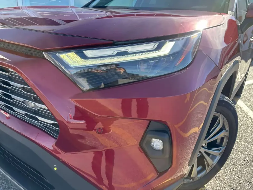 Toyota Rav4 2.5 Hybrid Limited AWD | Sunroof | Leather | Heated Seats 2023